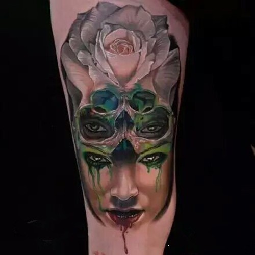 路边的野花不要采  自家的花儿最娇艳