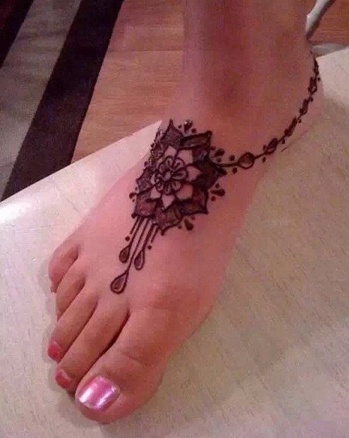 清新唯美脚背纹身