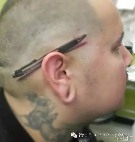 头面部另类创意纹身