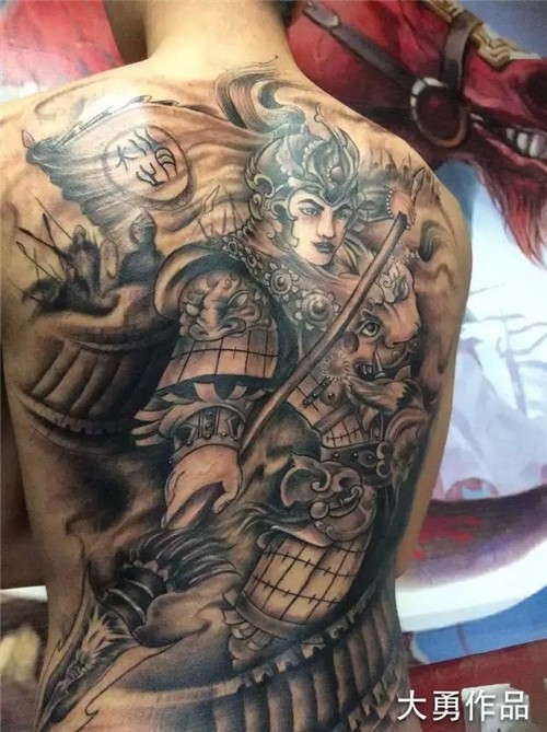 手臂纹身  人物肖像纹身  腿部纹身  丰台纹身  丰台最好的纹身店  丰台洗纹身