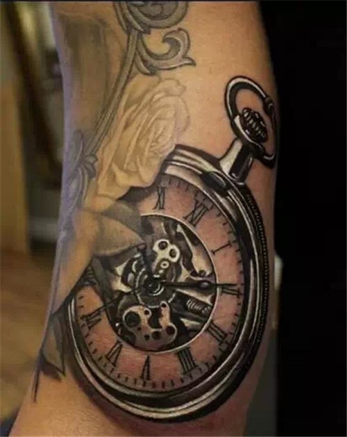 一组经典怀表纹身