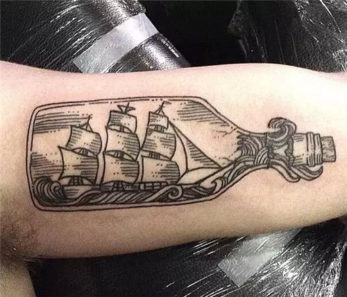 逆风前行  驶向彼岸