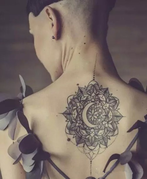 神秘的图腾纹身