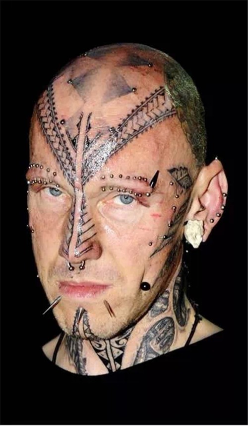 Geometric风格点刺头部纹身