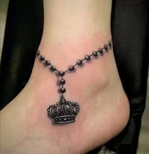 优雅迷人的脚踝纹身