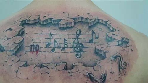 石刻纹身  岁月的历练