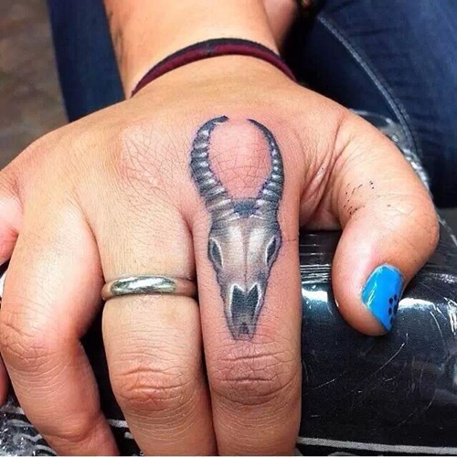纹身让你的手指与众不同