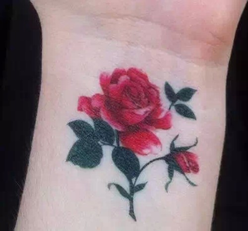 一见钟情的手腕纹身