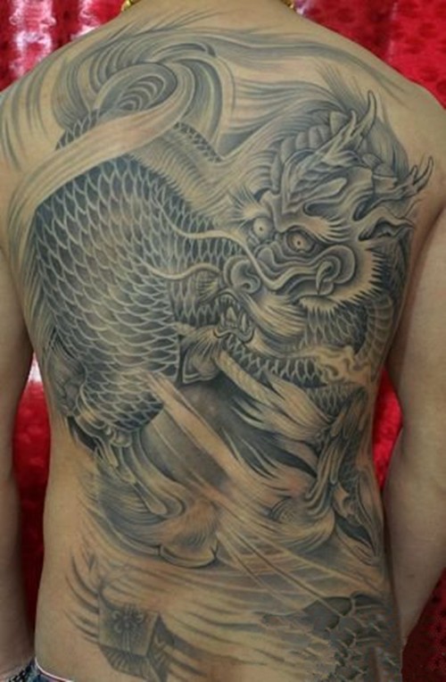 霸气有型的麒麟纹身