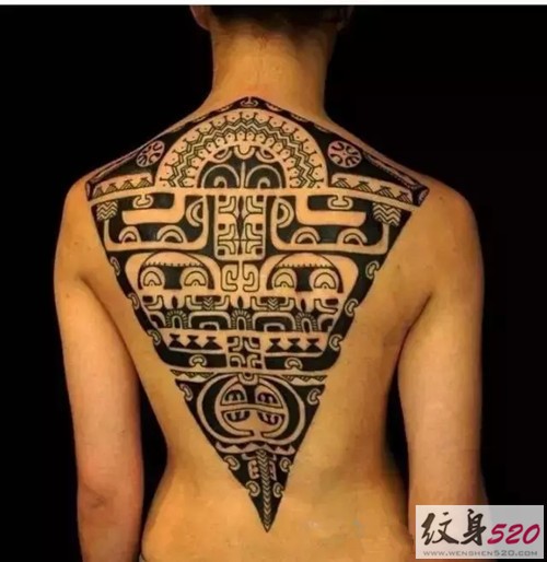 时尚炫酷的图腾纹身