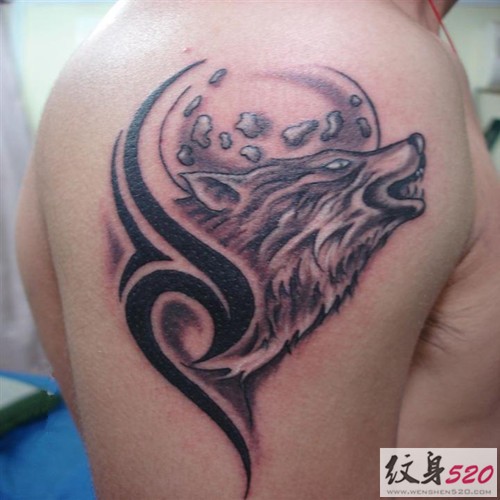 凶猛的狼图腾纹身图片