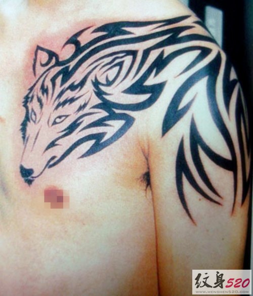 凶猛的狼图腾纹身图片