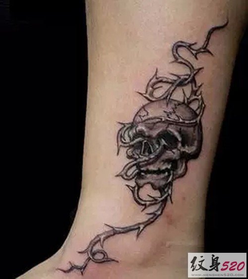 一组荆棘  藤蔓纹身图片