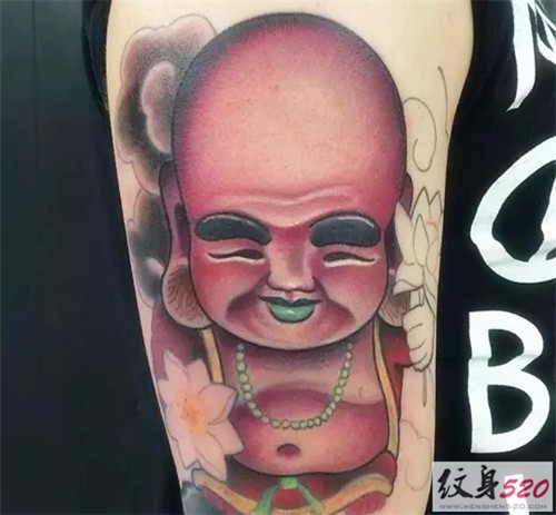 时尚的NEW SCHOOL 纹身