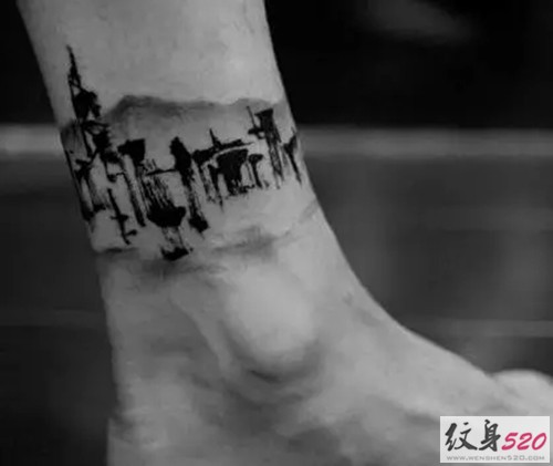 典雅的黑白水墨纹身