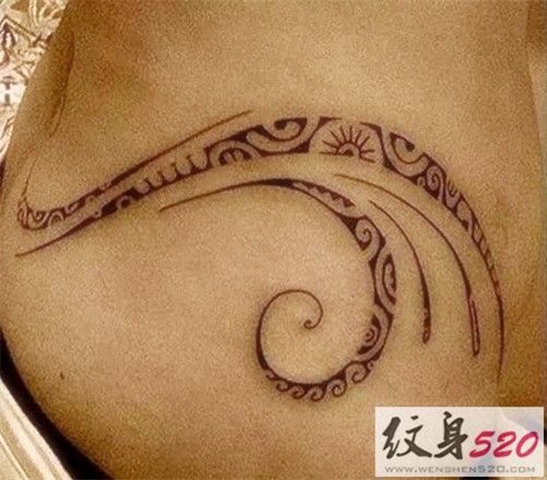 花纹般的图腾纹身图案