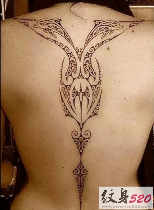 花纹般的图腾纹身图案