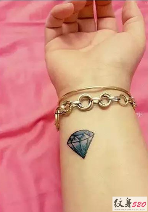 男女生手腕小清新纹身