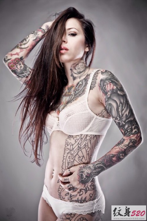 纹身女郎  诠释最潮时尚