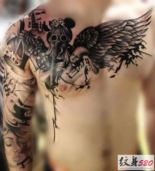 花样的男士半甲纹身图案