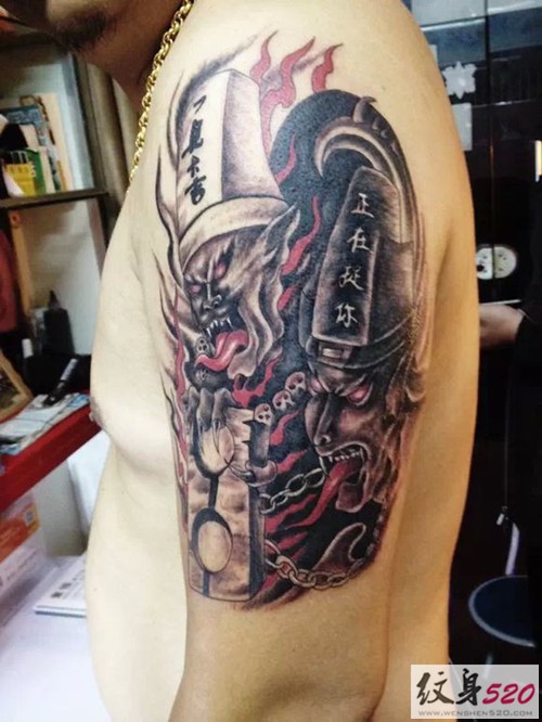 男士胳膊黑白无常纹身