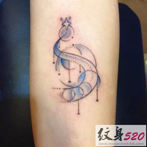 男生也能来个小清新纹身