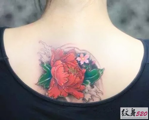 富贵花开  大红牡丹纹身