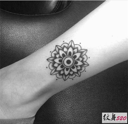 传统的梵花纹身图案大全