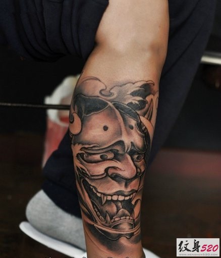 腿部小腿部个性般若纹身