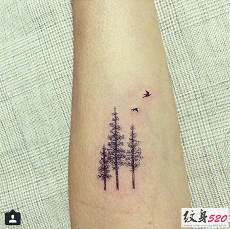 超有意境的生命之树纹身