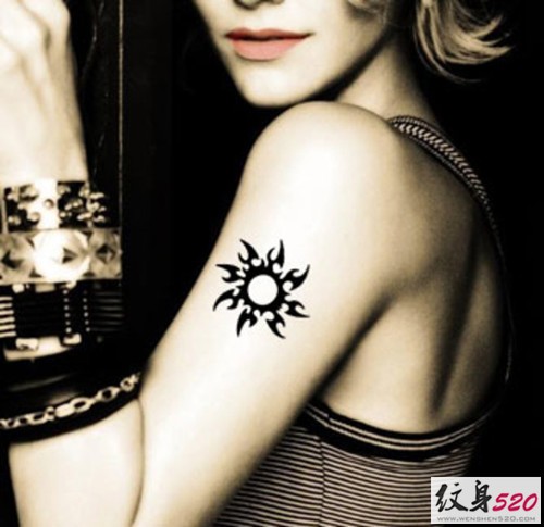 神秘图腾之精致的太阳纹身