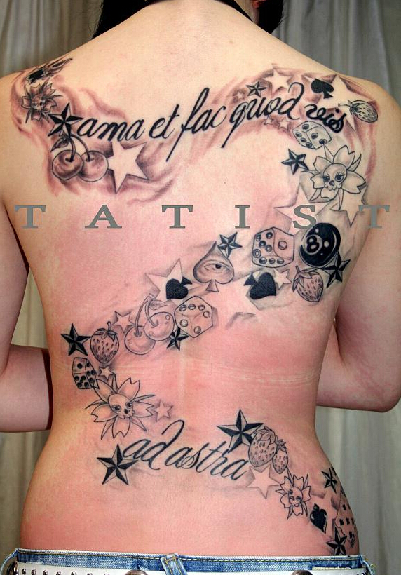 超独特的满背字母纹身图案