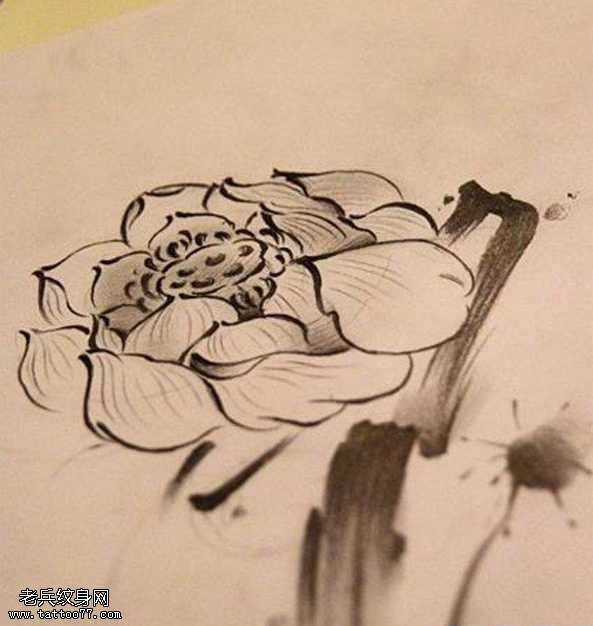 手稿水墨莲花纹身图案