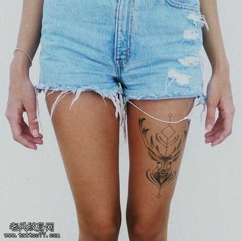 腿部藏羚羊纹身图案