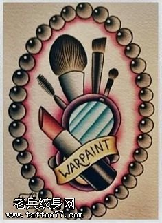 手稿的化妆刷纹身图案