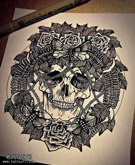 玫瑰花骷髅纹身图案