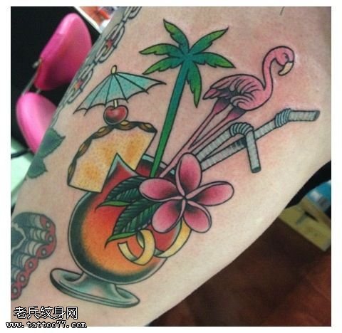 腿部热带饮料纹身图案