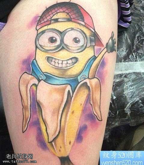 胳膊卡通小黄人纹身图案