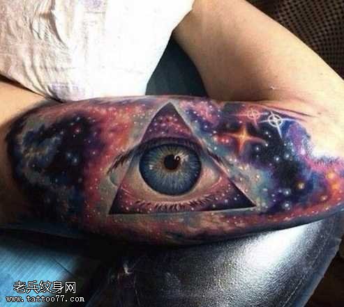 上帝之眼纹身图案