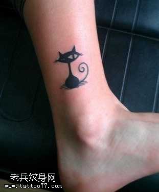 腿部潮流猫咪图腾纹身图案