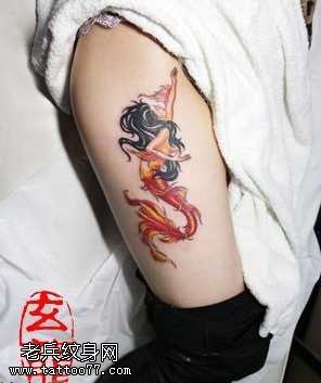 腿部潮流性感的美人鱼纹身图案