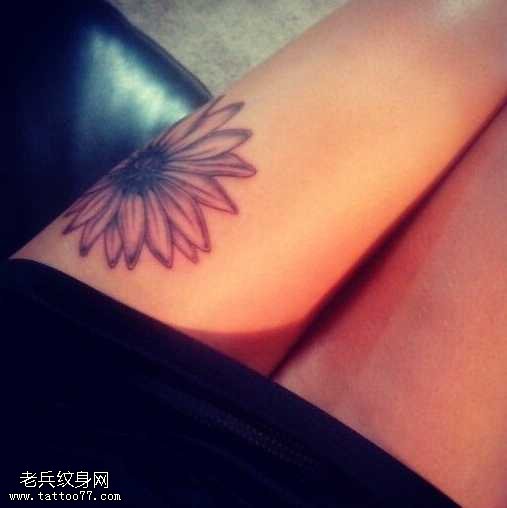 向日葵纹身图案