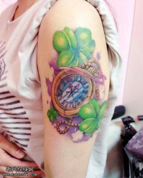 胳膊时钟四叶草纹身图案缩略频道推荐图
