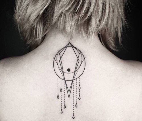 女生后背唯美的纹身图案大全