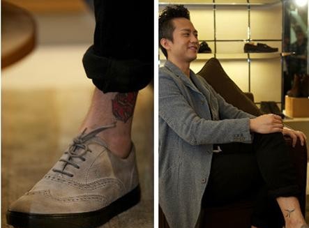 跑男邓超的手臂和脚踝纹身