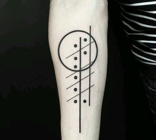 简单干净的几何纹身图案