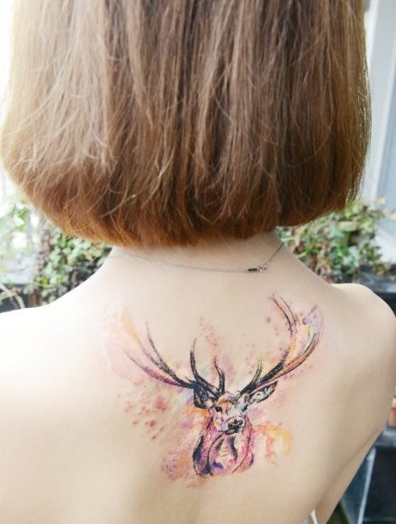 一组适合女生的麋鹿纹身图案