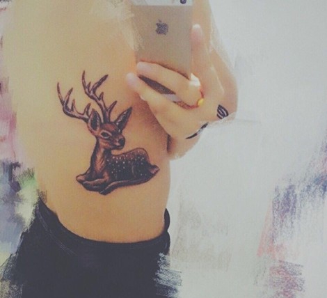 一组适合女生的麋鹿纹身图案