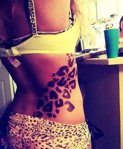 性感野性的豹纹妹子