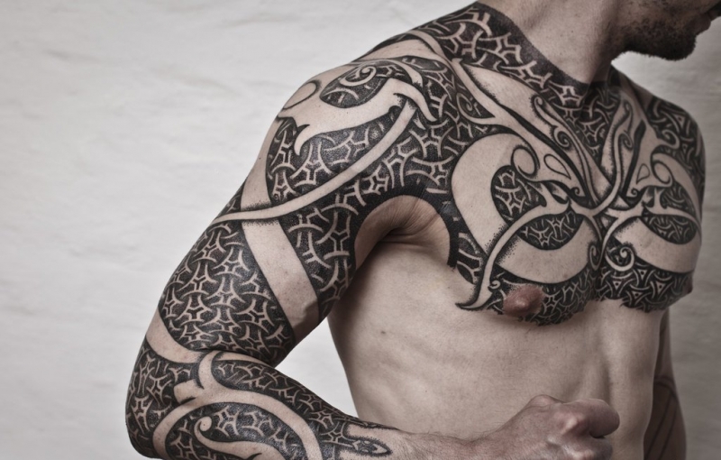 超帅气的海盗护甲纹身